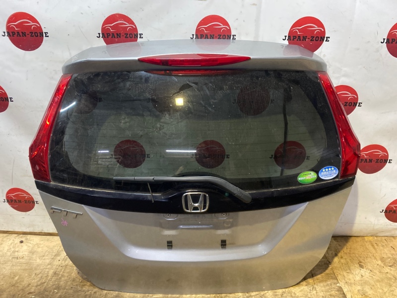 Дверь задняя багажника Honda Fit GK3 L13B 2014 (б/у)