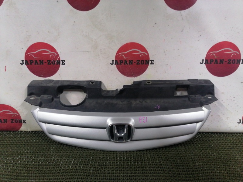 Решетка радиатора Honda Civic Ferio ES1 D15B 2002 (б/у)