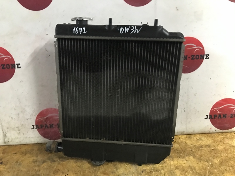 Радиатор двигателя Mazda Demio DW3W B3E 2000 (б/у)