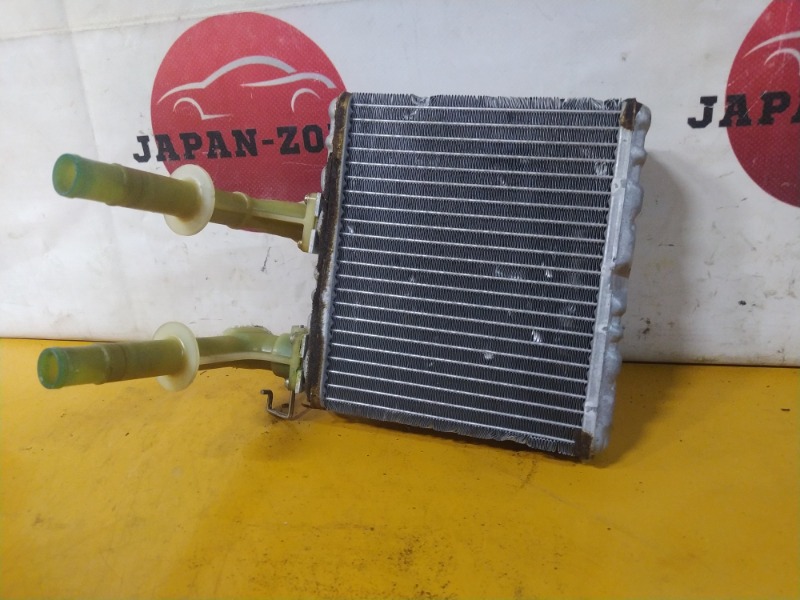Радиатор отопителя Nissan Rnessa N30 SR20DE 2000 (б/у)
