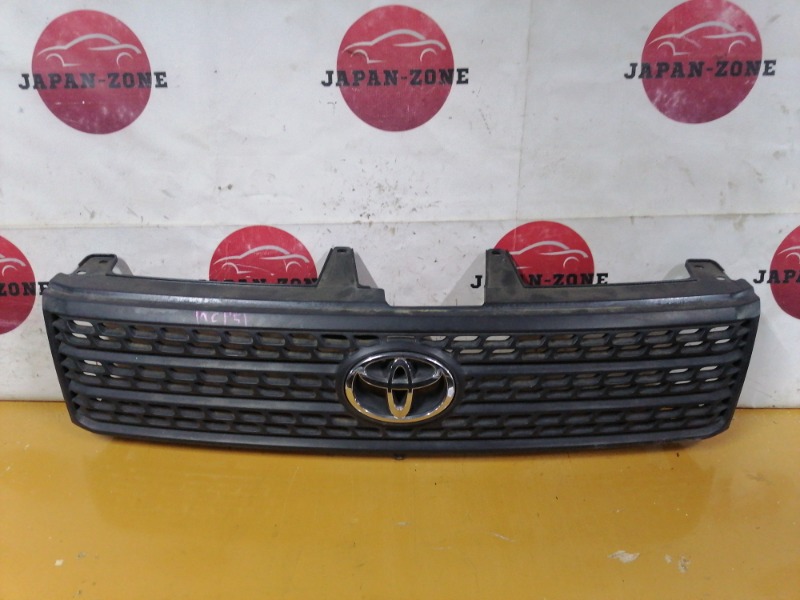 Решетка радиатора Toyota Probox NCP51V 1NZ-FE 2003 (б/у)