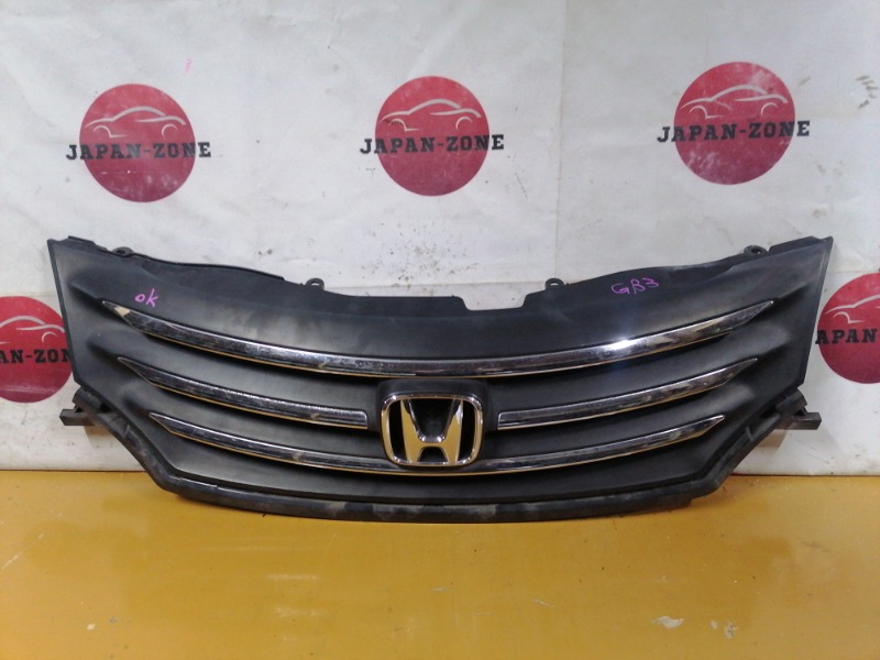 Решетка радиатора Honda Freed GB3 L15A 2009 (б/у)