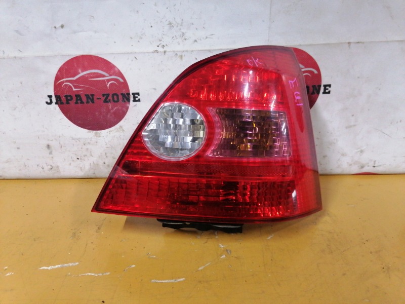 Фонарь стоп-сигнала Honda Civic EU1 D15B 2001 правый (б/у)