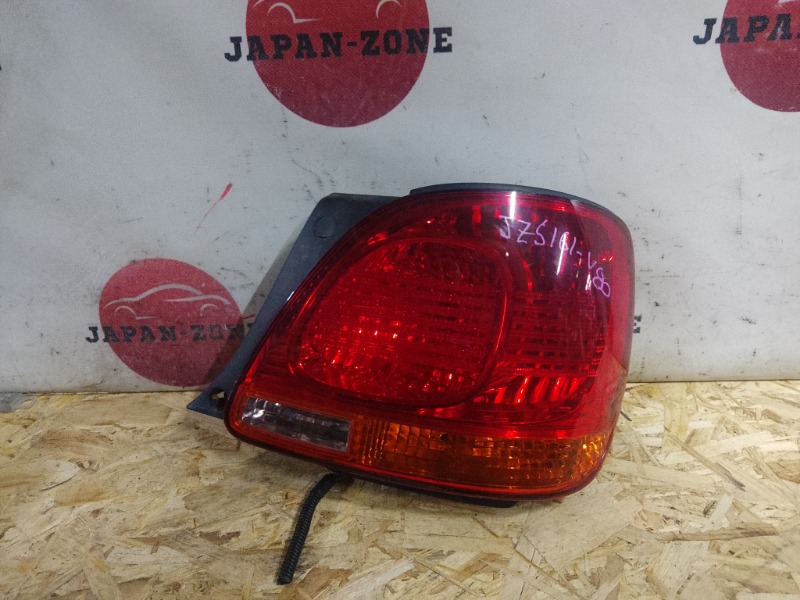 Фонарь стоп-сигнала Toyota Aristo JZS161 2JZ-GTE 2001 правый (б/у)