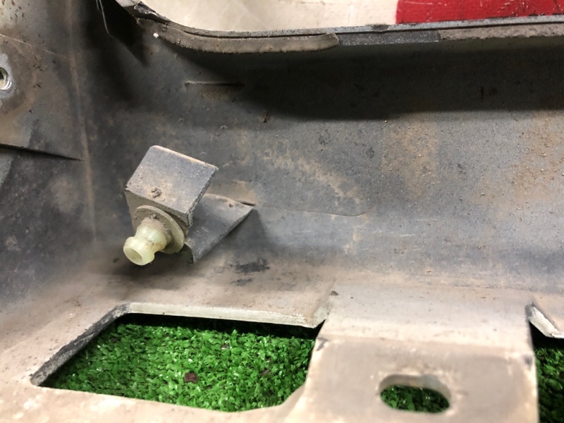 Порог левый Wingroad 2003 WHNY11 QG18DE