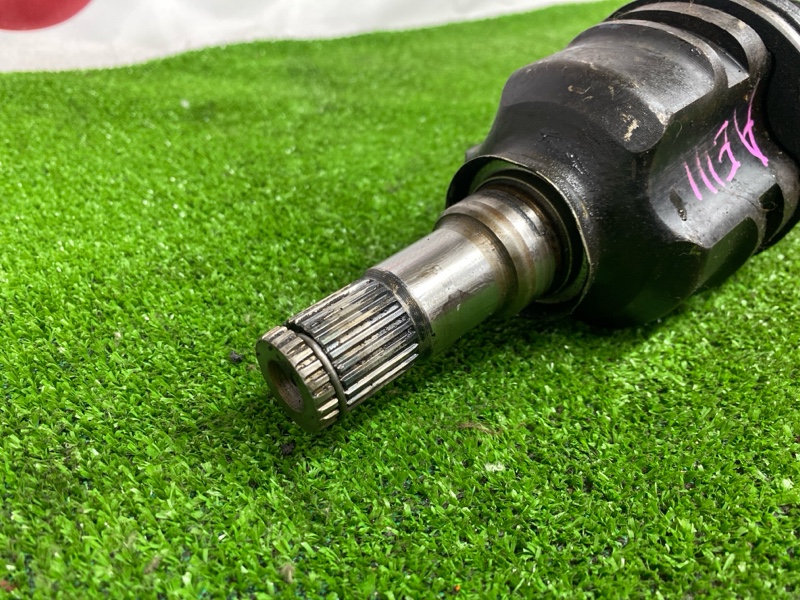 Привод передний правый Toyota Sprinter Carib AE111 4A-FE Привод передний правый Toyota Sprinter Carib AE111 4A-FE