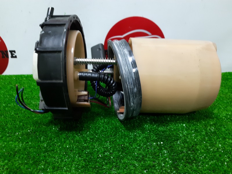 Насос топливный JUKE 2011 YF15 HR15DE