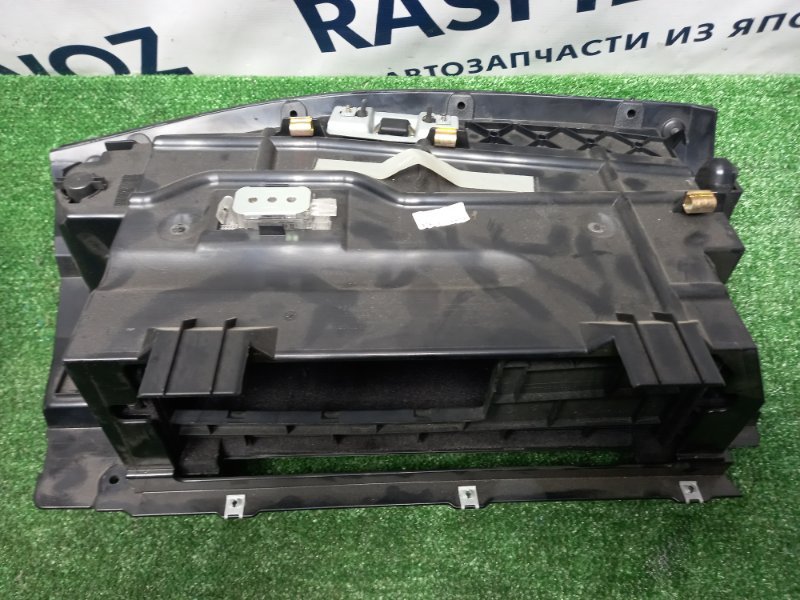 Бардачок BMW BMW 5 series E60 M54B25