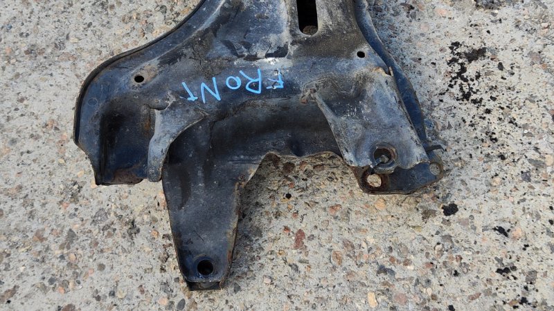 Балка подвески передняя Honda Fit GD1 L13A