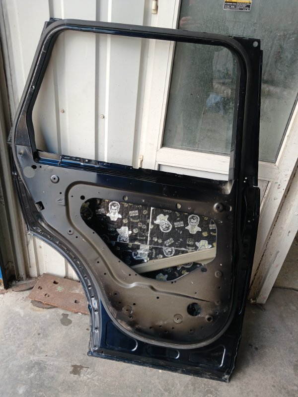 Дверь задняя левая Rang-rover 2013-2022 4