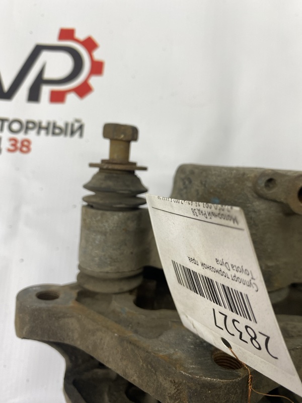 Суппорт тормозной правый Dyna