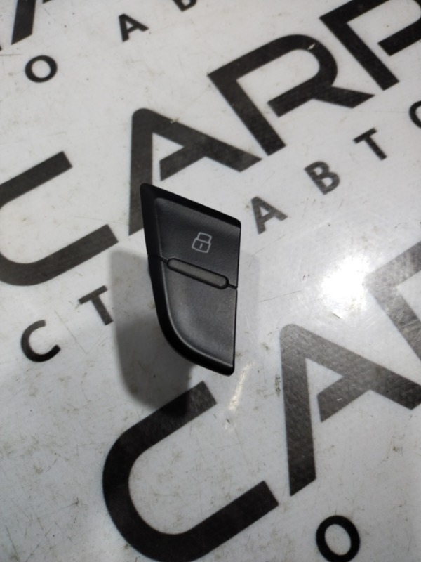 Кнопка блокировки центрального замка Audi Q5 задняя правая (б/у)
