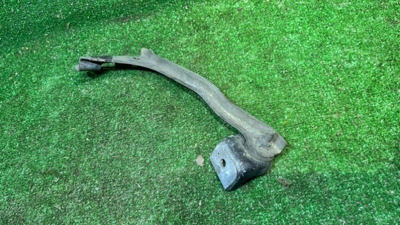 Кронштейн интеркуллера Forester 1997 SF5 EJ20G Кронштейн интеркуллера Forester 1997 SF5 EJ20G