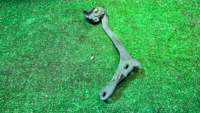 Кронштейн интеркуллера Forester 1997 SF5 EJ20G Кронштейн интеркуллера Forester 1997 SF5 EJ20G