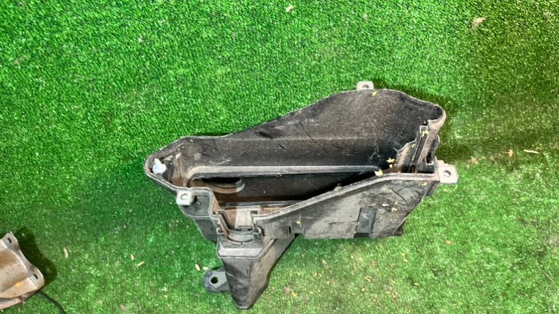 Корпус блока управления мозгов ДВС GS300 2005 GRS190 3GRFSE