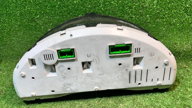 Панель приборов Legacy BL5 Панель приборов Legacy BL5