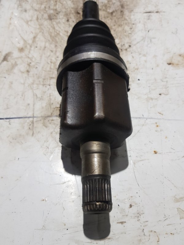 Привод передний левый A3 8P BVY