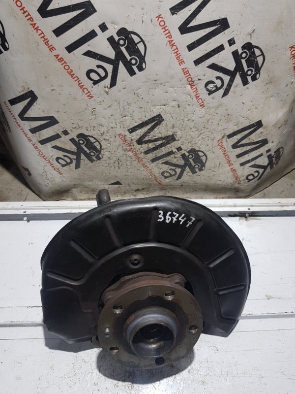 Ступица передняя правая VOLKSWAGEN JETTA 1K2 CAXA 1T0498621 контрактная