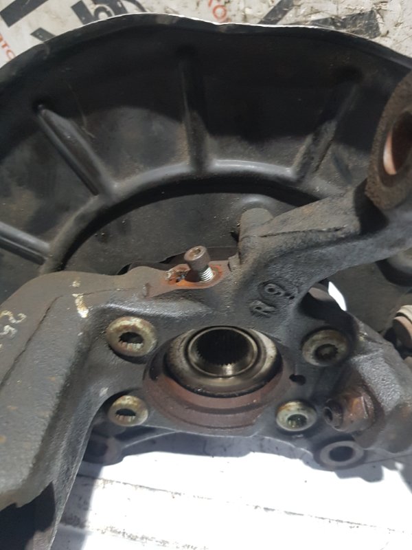 Ступица передняя правая VOLKSWAGEN JETTA 1K2 CAXA