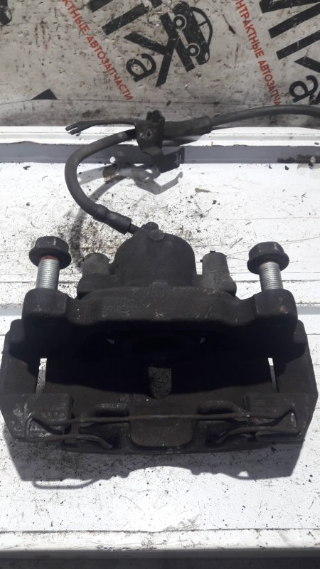 Суппорт передний левый A3 8P BVY