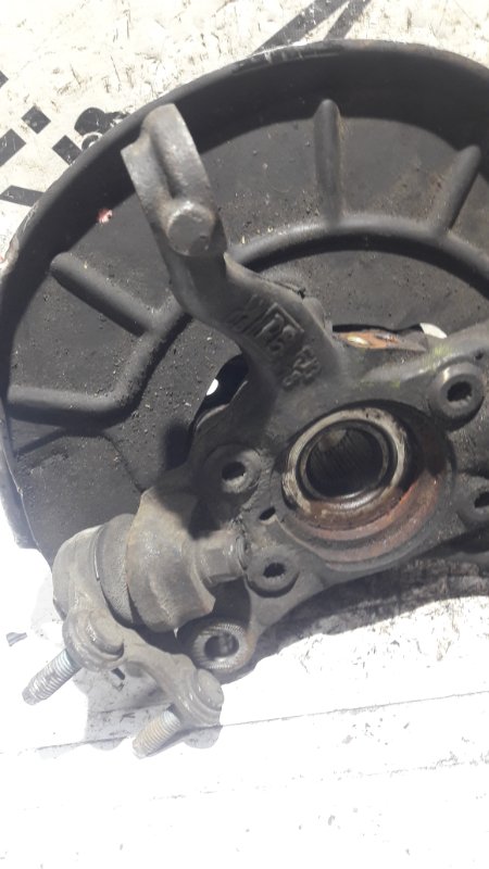 Кулак поворотный передний левый A3 8P BVY