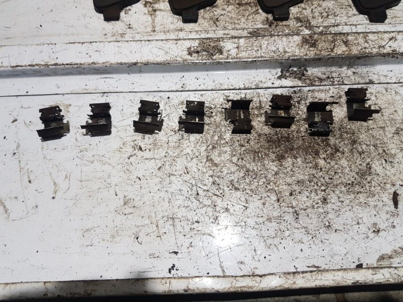 Тормозные колодки заднее GOLF 5K1 CAVD