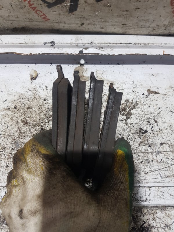 Тормозные колодки передние COOPER R56 N14B16AB