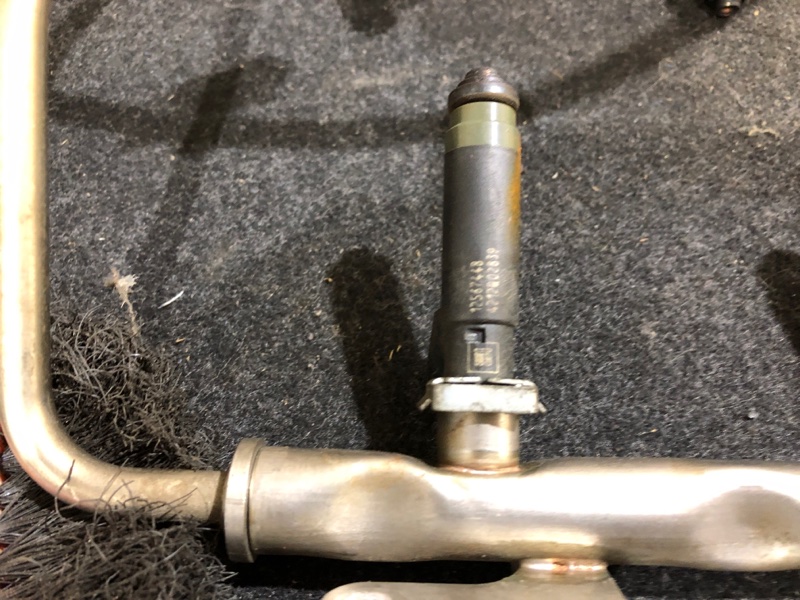 Форсунка SRX 2006 2004 -2009 LH2