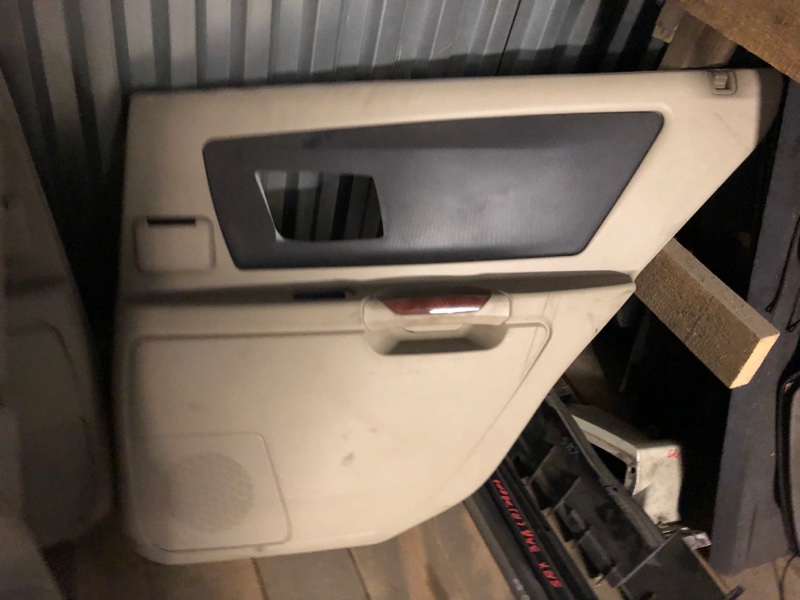 Обшивка двери задняя правая Cadillac SRX 2006 2004 -2009 LH2 25762317 контрактная