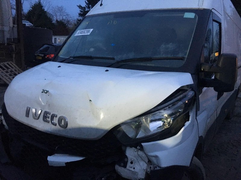 Уголок двери передний левый Iveco Daily 33S13 F1AFL411B Уголок двери передний левый Iveco Daily 33S13 F1AFL411B