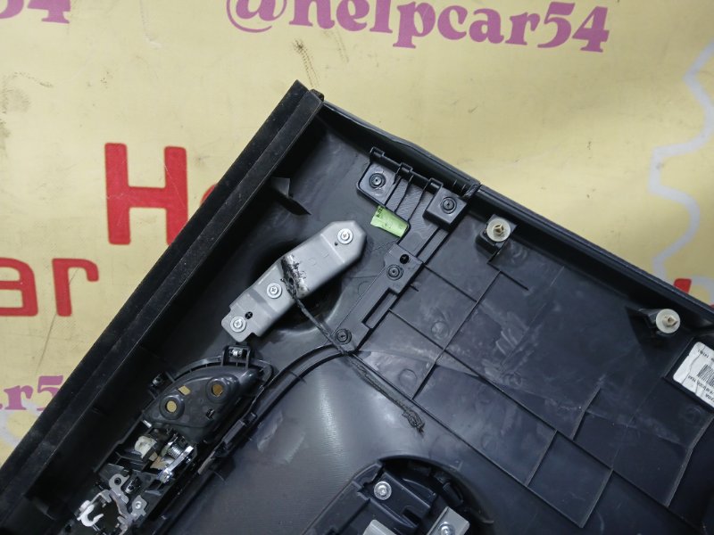 Обшивка двери задняя правая CR-V 2010 re5 R20A2