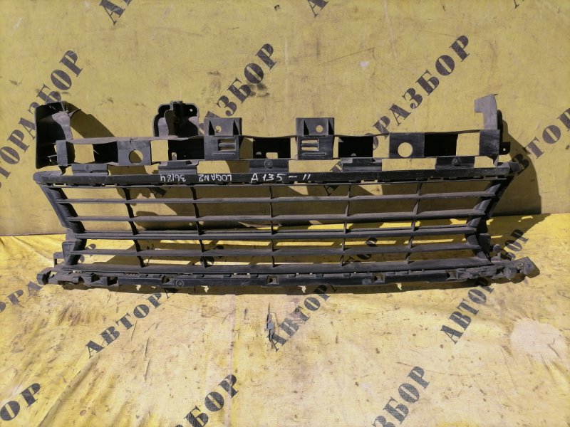 Решетка в бампер RENAULT LOGAN 2 2014-H.B. 622542439r Б/У