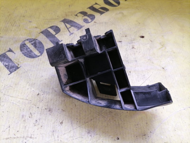 Кронштейн заднего бампера правый LAND CRUISER 200 2008-2021 2013 4.5 1vdftv 235л/с diesel turbo