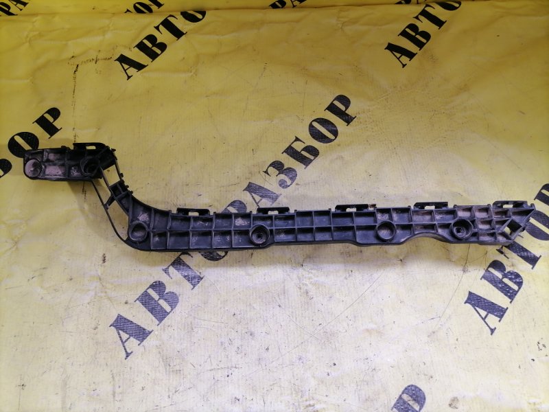 Кронштейн заднего бампера правый TOYOTA LAND CRUISER 200 2008-2021 2013 4.5 1vdftv 235л/с diesel turbo 5215560070 Б/У