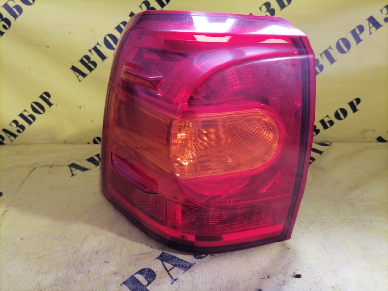 Фонарь задний левый внешний TOYOTA LAND CRUISER 200 2008-2021 2013 4.5 1vdftv 235л/с diesel turbo 81561-60A60 Б/У