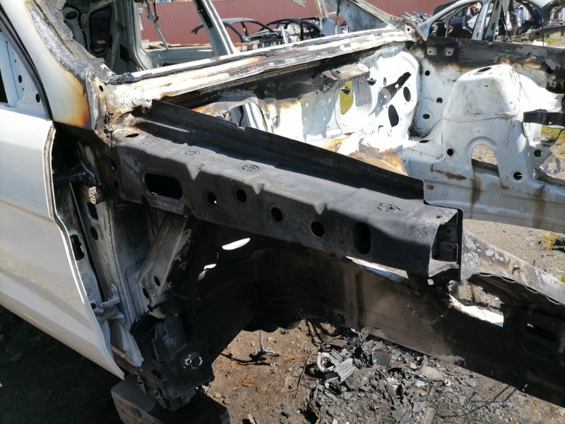 Лонжерон передний правый M-Class W166 2011-2015 2014 3.0 249 л/с om642.826 дизель