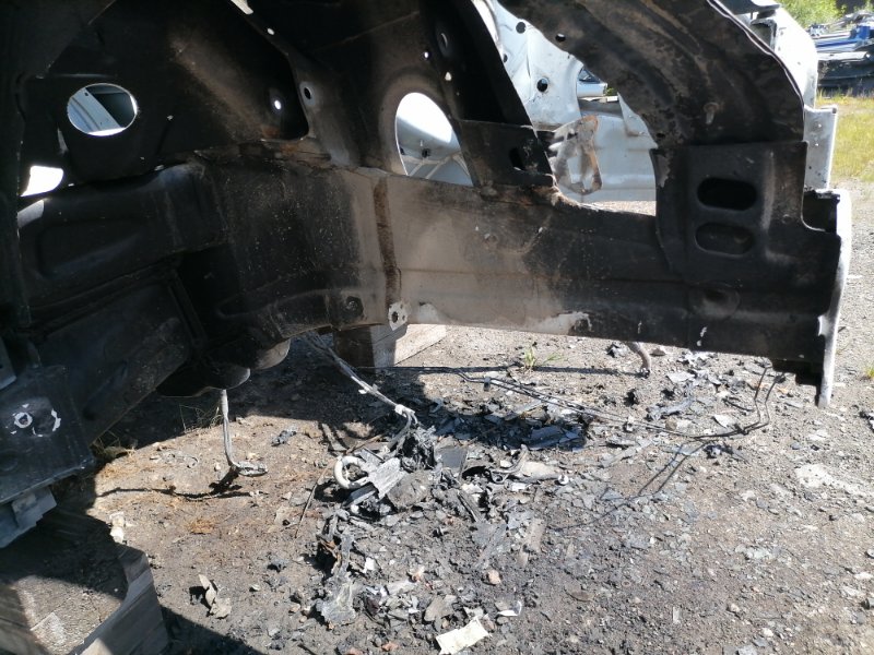 Лонжерон передний правый MERCEDES-BENZ M-Class W166 2011-2015 3.0 249 л/с om642.826 дизель