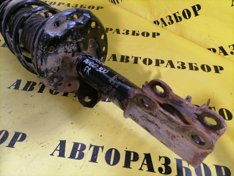 Амортизатор передний правый AVEO T300 2011-2015 2013 седан 1.6 F16D4 116 л/с Амортизатор передний правый AVEO T300 2011-2015 2013 седан 1.6 F16D4 116 л/с