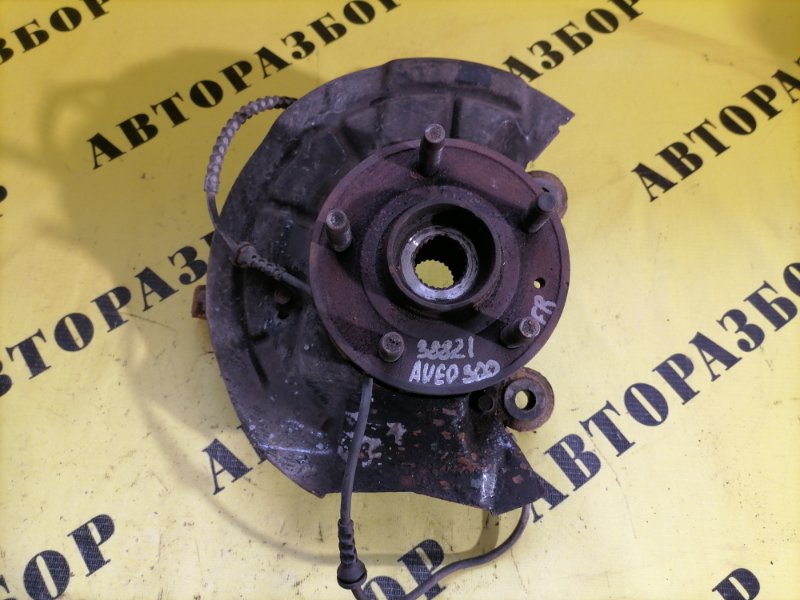 Кулак поворотный передний правый CHEVROLET AVEO T300 2011-2015 2013 седан 1.6 F16D4 116 л/с 94524969 Б/У