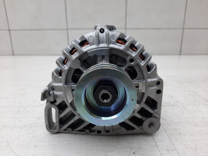 Генератор Renault Symbol D4F Генератор Renault Symbol D4F