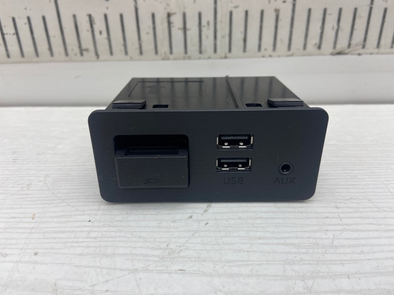 Разъем USB 6 2016 GJ PY-VPS