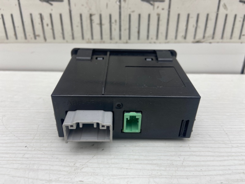 Разъем USB 6 2016 GJ PY-VPS