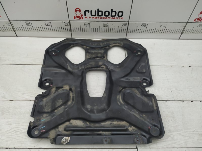 Запчасть защита днища Mazda 6 2016 GJ PY-VPS GHP956A9X Б/У Защита днища Mazda 6 2016 GJ PY-VPS GHP956A9X Б/У