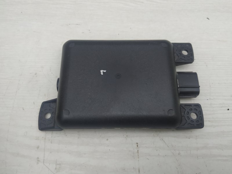 Датчик мониторинга слепых зон правый Mazda 6 GJ PY-VPS