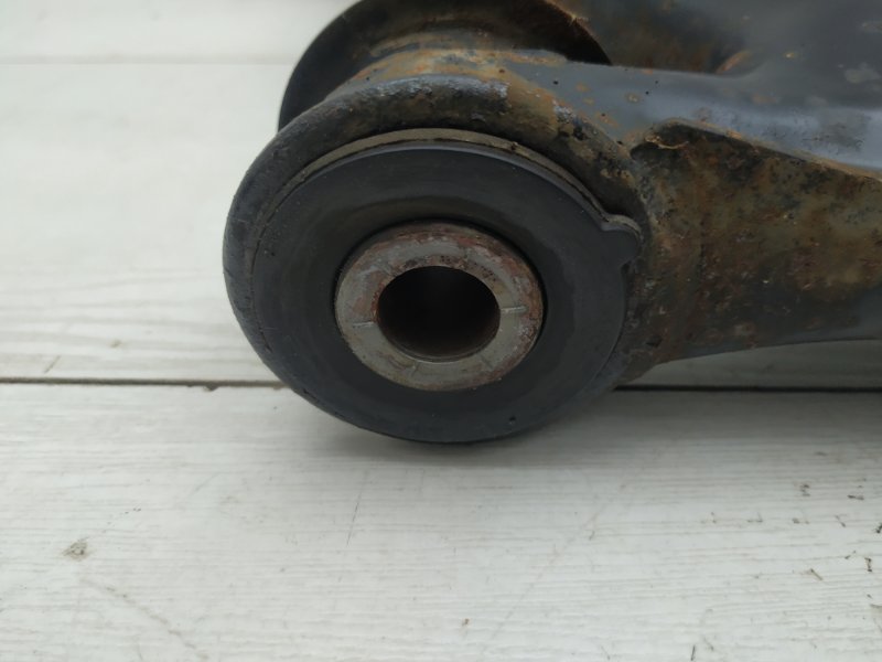 Рычаг передний правый 6 2016 GJ PY-VPS