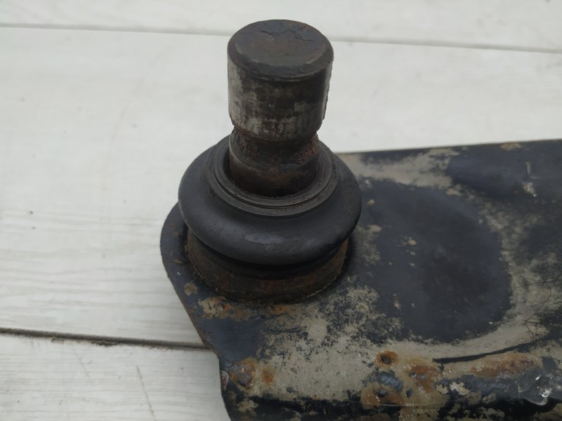 Рычаг передний правый 6 2016 GJ PY-VPS