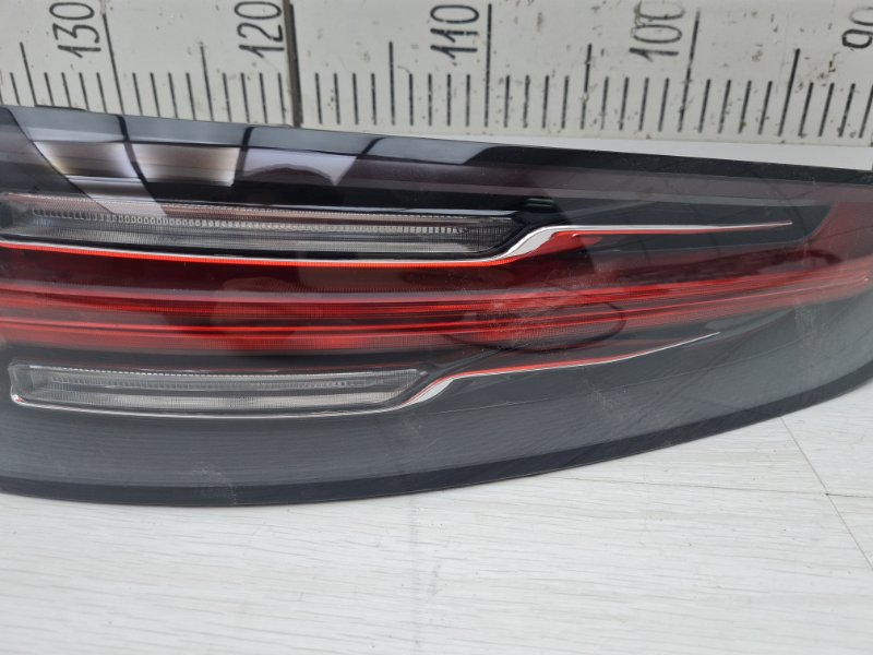 Фонарь правый Cayenne 2018 3