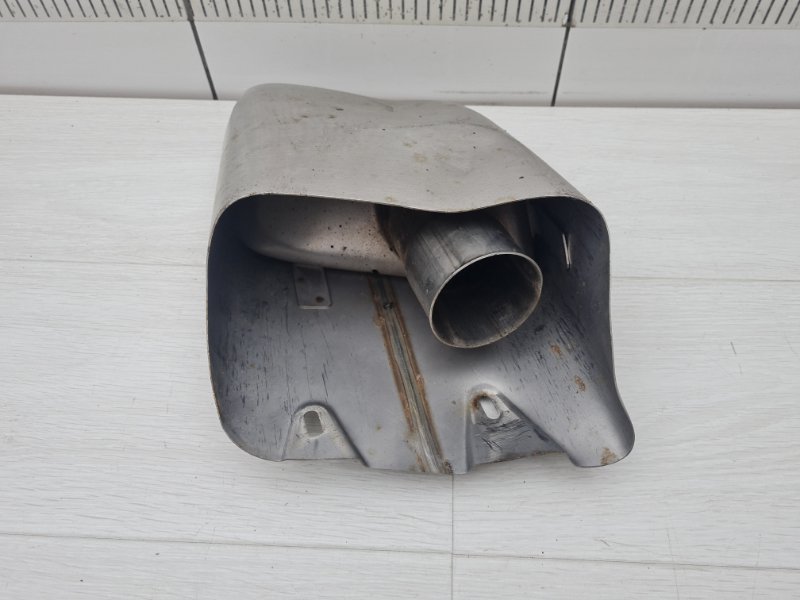 Насадки на глушитель Macan