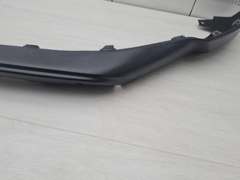 Накладка переднего бампера RAV4 CA40