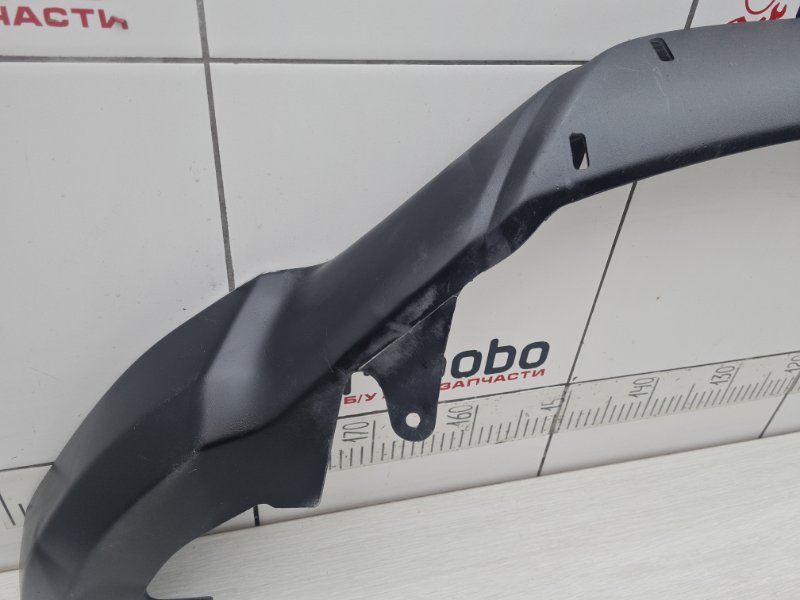 Накладка переднего бампера RAV4 CA40